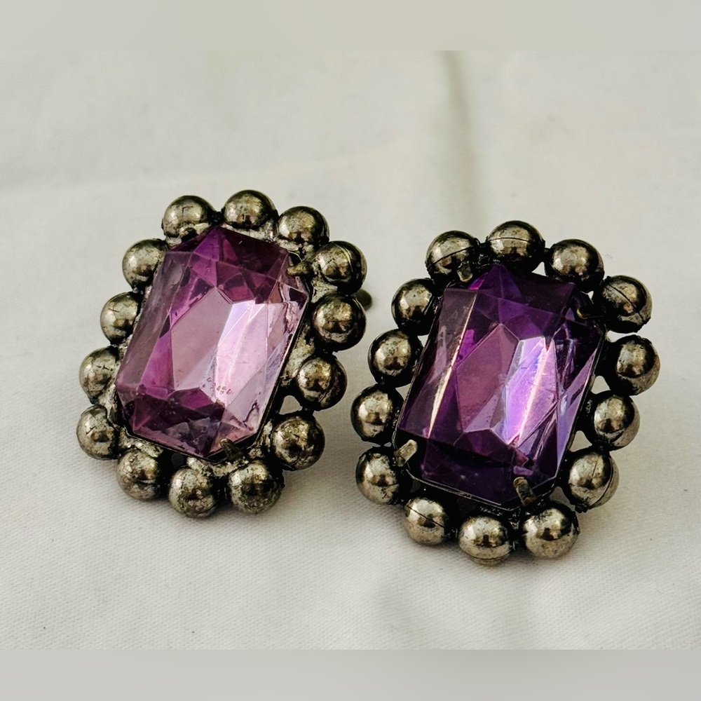 Rhinestone Clip-on Earrings - Picture 4 of 4